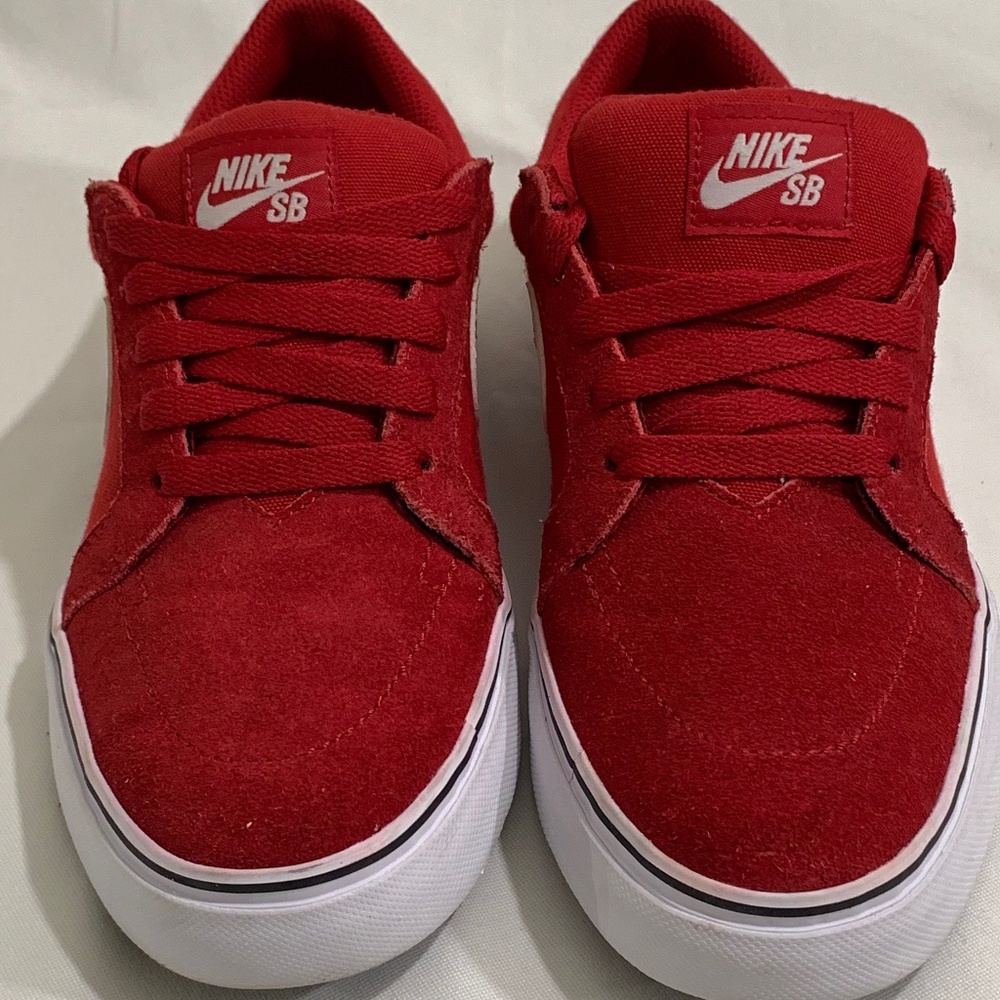 Nike SB Satire 2 | Unisex | Size 6